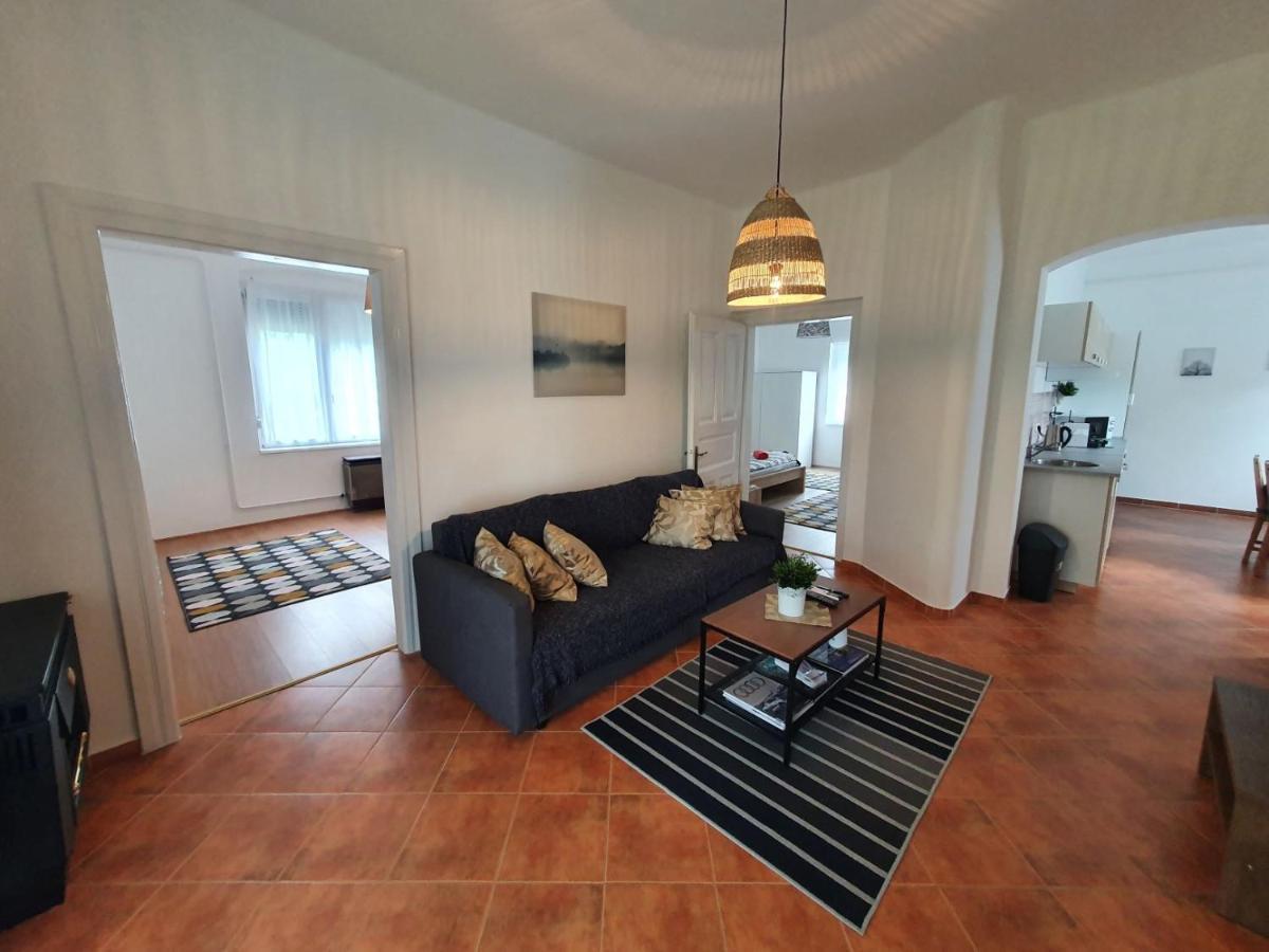 Fagreci Villa Balatonmáriafürdő Екстериор снимка